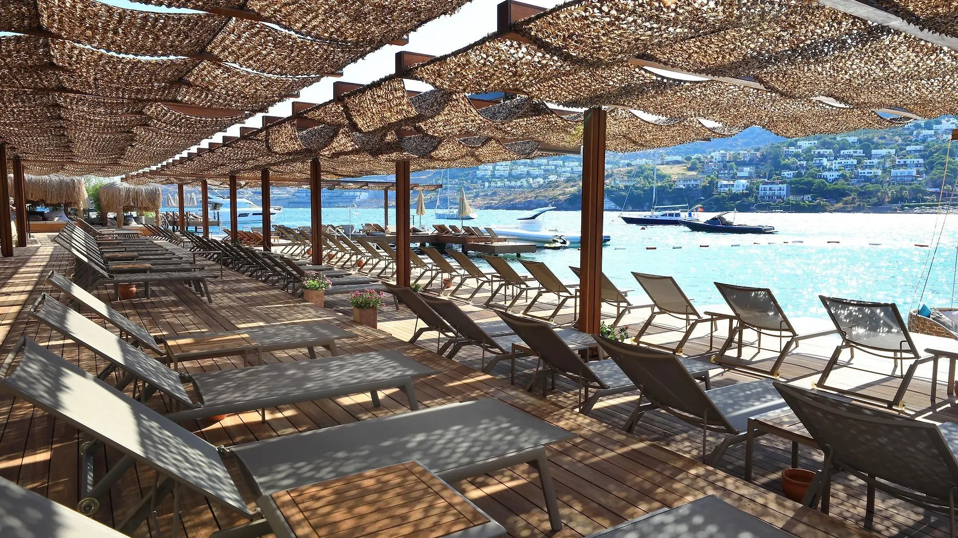 Mare Deluxe Residences & Villas Gundogan