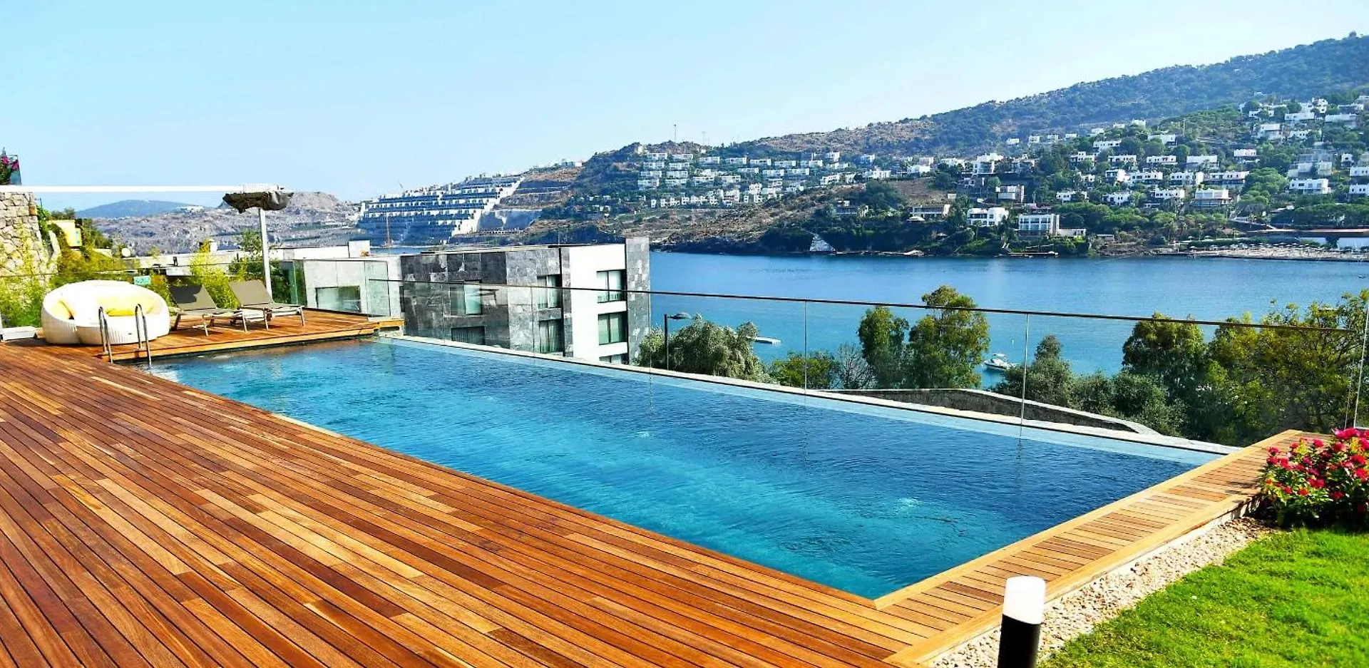 Mare Deluxe Residences & Villas Gundogan  Hotel